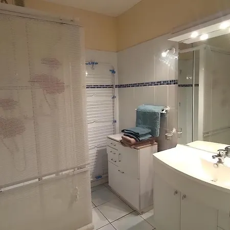 T2 Full Centre At 7 Min From The Appartement *